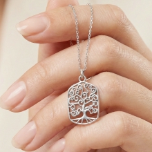 Gümüş Hayat Ağacı Modeli Kolye