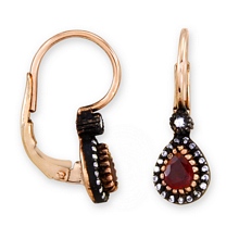 Altın Ruby Taşlı Elmas Küpe RS01905-5901